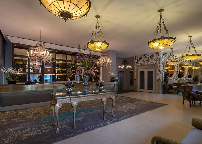 The Trinity City Hotel